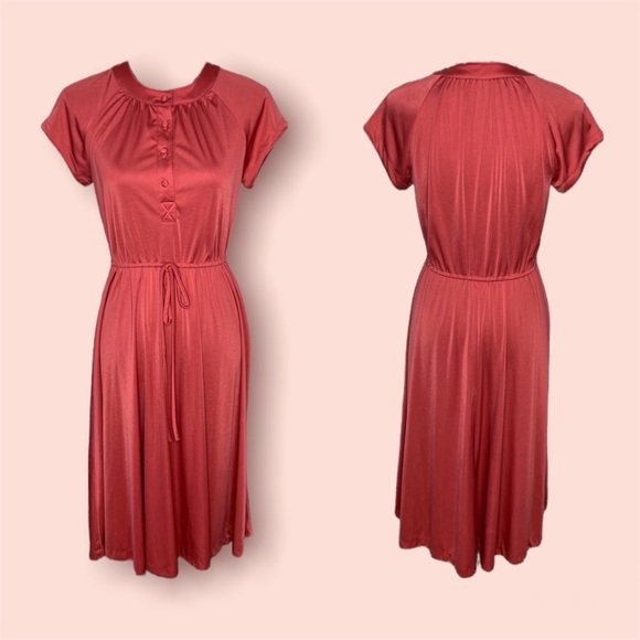 VINTAGE 70s Hostess Dress - Picture 1 of 8